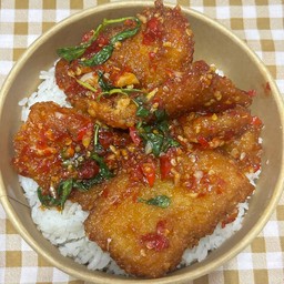 ข้าวกะเพราปลา