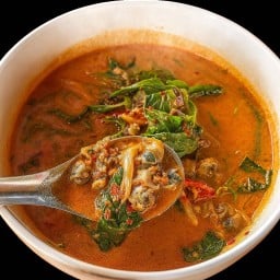 แกงคั่วหอยขม