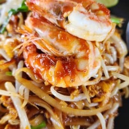 ผัดไทยกุ้งสด