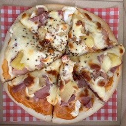 พิซซ่าหน้าฮาวายเอี้ยน