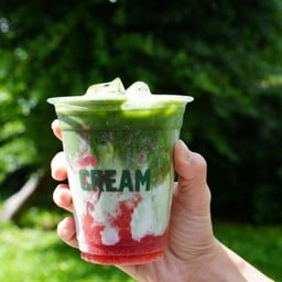 Matcha Latte Strawberry