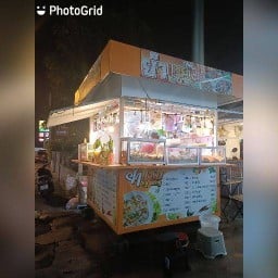 ร้านยำแซ่บ &ลูกชิ้นทอด By Anny 7-11แหลมฉบังทาวเวอร์