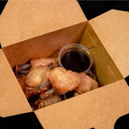 AGED CRISPY CHICKEN WINGS