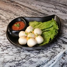 ครบรส ก๋วยเตี๋ยวลูกชิ้นปลา The pocket park udomsuk