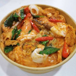 มิสเตอร์ไข่ข้น - ตึกแพชชั่นวัน สตูดิโอ