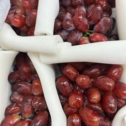 องุ่นแดงช่อ