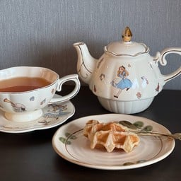 Cute Cube Cafe คิ้วท์ คิวบ์ คาเฟ่