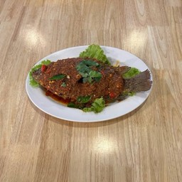 ปลาทับทิมราดพริก.