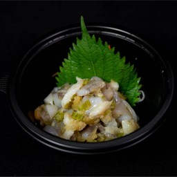 KAZUNOKO & IKA WASABI