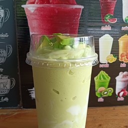 อะโวคาโดปั่นโยเกิร์ต หวานน้อย