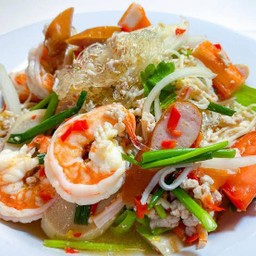 ยำเส้นแก้วรวมมิตร