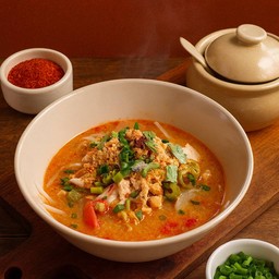 ก๋วยเตี๋ยวต้มยำไก่สับ