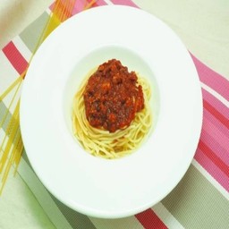 สปาเก็ตตี้โบลองเนสไก่