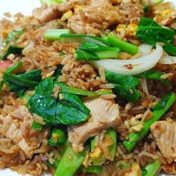 ข้าวผัดโบราณ(หมูชิ้น)