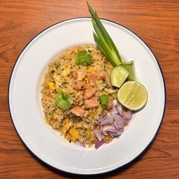 ข้าวผัดแหนม