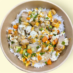 ผัดไข่ ราดข้าว