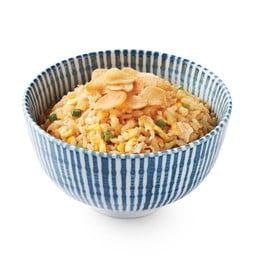 ข้าวผัดกระเทียมใส่ไข่