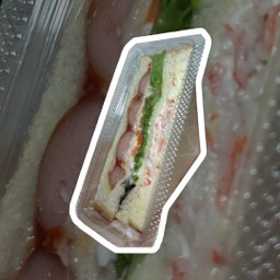แซนวิชมื้อเช้า by ชม