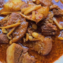 แกงฮังเล