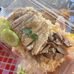 ข้าวมันไก่ต้ม