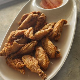 ปีกไก่ทอด