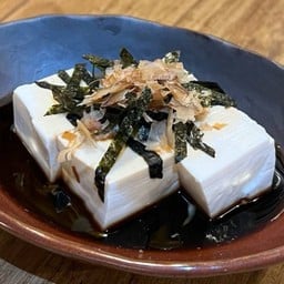 M9 เต้าหู้เย็น / သောင့်ဟူးယင်