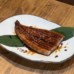 A3-1 ปลาไหลญี่ปุ่นย่าง (ไม่มีข้าว) / ပါလိုင်ယမ်းထမင်းမယူ