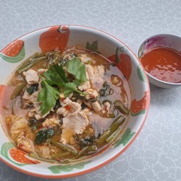 สุกี้น้ำ หมู