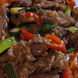 เนื้อน นุ่ม ผัดน้ำมันหอย