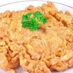 ข้าวไข่เจียวหม้อกรอบ (ไข่ไก่ 2 ฟอง)