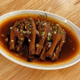 เซียนล่า หม่าล่า 云南特色中餐 小炒 + 烧烤