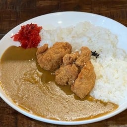 K3 ข้าวแกงกะหรี่ไก่คาราเกะ / ထမင်းပါကန်ကရီကိုင်ခါရာကေ့