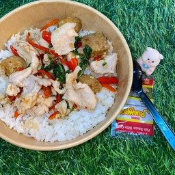 กะเพราหมูชิ้น