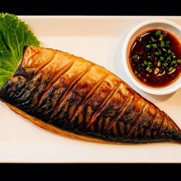 Fried Norwegian Mackerel ปลาซาบะนอร์เวย์ทอด