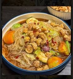 ตำเส้นเล็กกะปิกากหมู