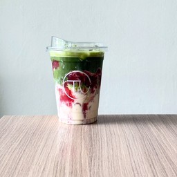มัทฉะสตอเบอรี่