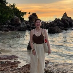 Benut Nail & Matcha Cafe