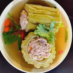 ต้มจืดมะระยัดใส้