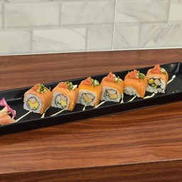 แซลมอนโรล