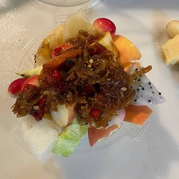 ยำผลไม้สดห้าสหาย