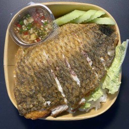 พะโล้ ปลาแกะวังทองหลาง สาขา1ลาดพร้าว