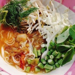 ขนมจีนน้ำยา ครัวหทัยภัทร ตลาด เอส.ซี(ตลาดหัวมุมเอแบค)