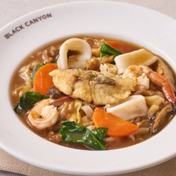 Wide Rice Noodles with Mixed Seafood in Gravy