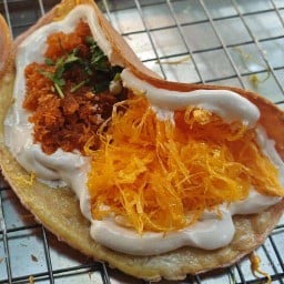 ขนมเบื้องมหาสิน(ปากซอยวชิรธรรมสาธิต28)หน้าเซเว่นตลาดมหาสินฝั่งริมถนน Sukhumwit101/1