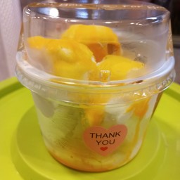 ไอติมไข่แข็ง 5 ลูก เลือกท็อปปิ้งปี 2 อย่าง