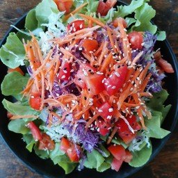 สลัดผักสด