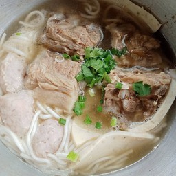 ก๋วยจั๊บญวนอุบล