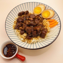 ข้าวหมูตุ๋นพิเศษ