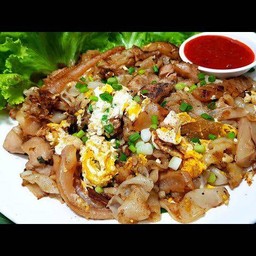 ผัดซีอิ้วหมู