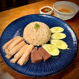 ข้าวมันไก่ต้ม